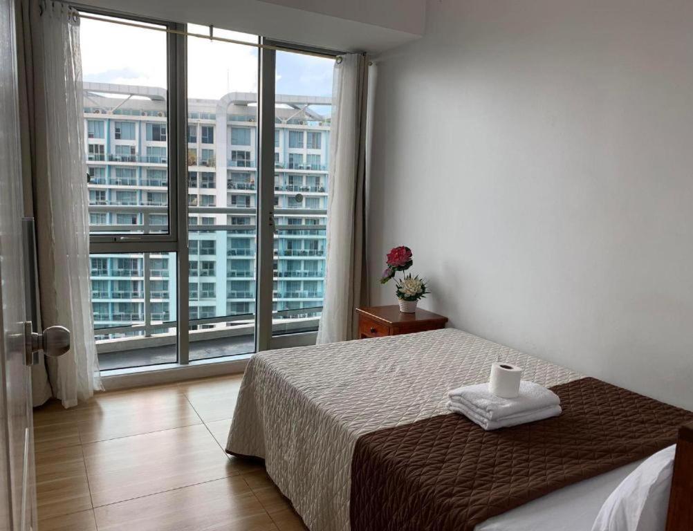 Azure C7 Balcony, Wifi, Near Mall Airport Manila Zewnętrze zdjęcie